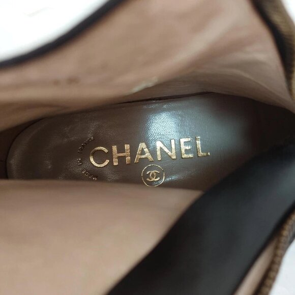 CHANEL Matelasse - Black Calf Leather Boots Gold hardware 399-030525 - Picture 7 of 7
